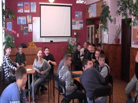 Интеллектуальный турнир "Своя игра", между группами второго курса №12 и №13